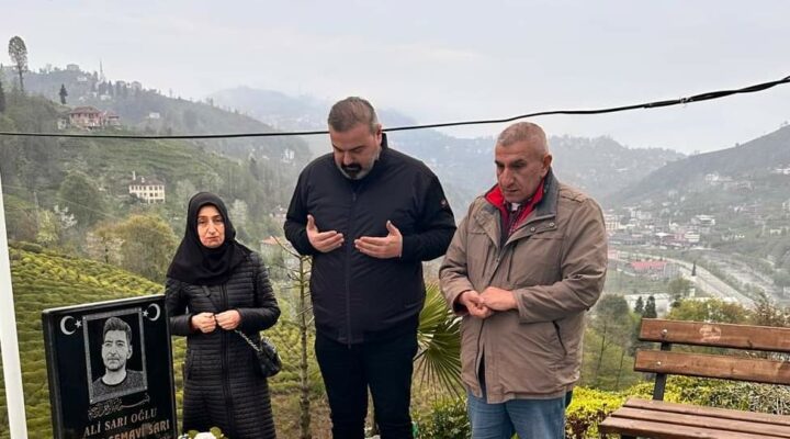 Başkan Turgut, Sedat Semavi Sarı’nın kabrini ziyaret etti