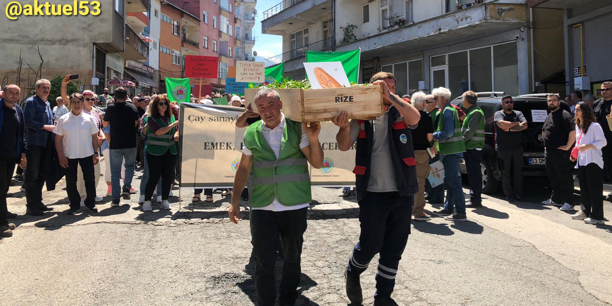 RİZE’DE ÇAY’İN CENAZESİ KALDIRILDI !