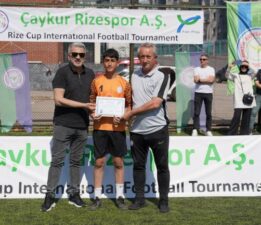 ÇAYKUR RİZESPOR ESİLA TÜFEKÇİ FUTBOL OKULLARI TURNUVASI