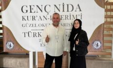 Kur’an-ı Kerimi Güzel Okuma Yarışmasında Türkiye Birincisi,Rize Şehit Onur kılıç  İmam Hatip Lisesi 10. sınıf öğrencisi Müberra Saka